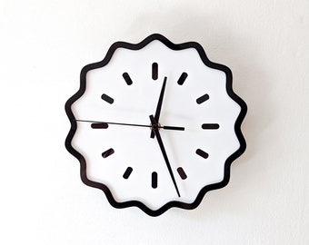 Fluted Geometric Acrylic Wall Clock