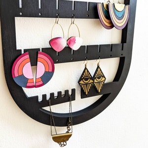 Geometric Oval Wall Hanging Jewelry Holder with Mirror image 5