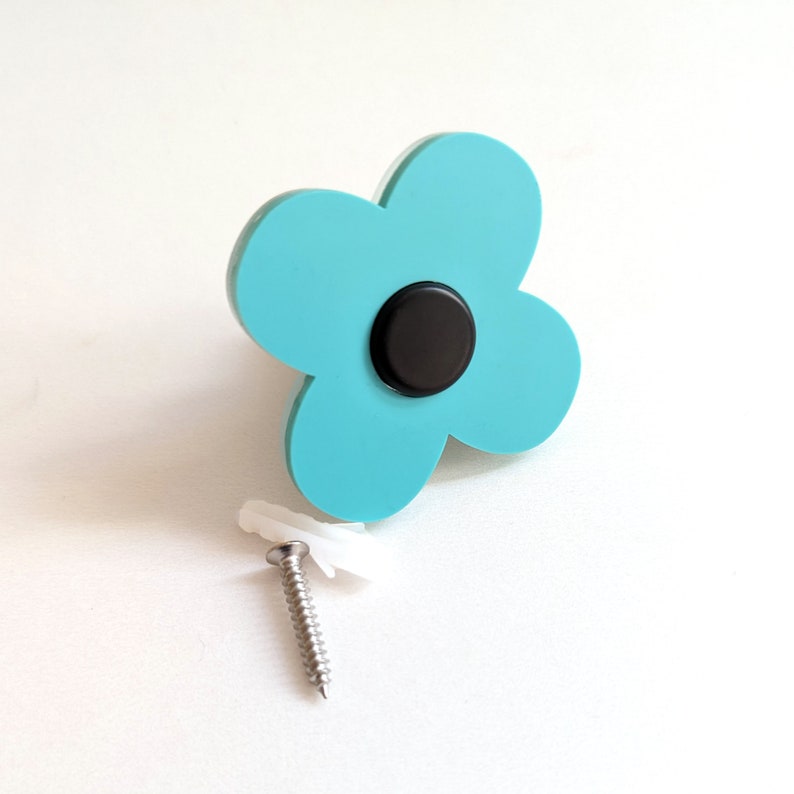 Quirky Flower Wall Hooks image 4