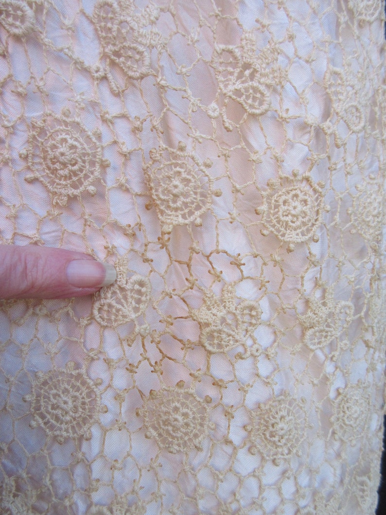 Vintage Victorian Edwardian cream cotton /& crochet lace high neck blouse