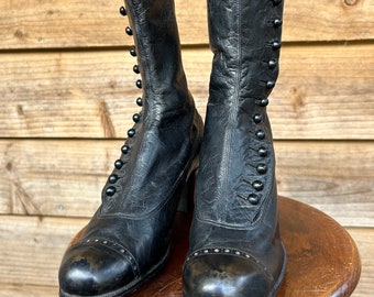Antique Edwardian black leather button up boots 13 button ankle boots