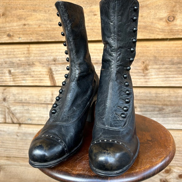 Antique Edwardian black leather button up boots 13 button ankle boots