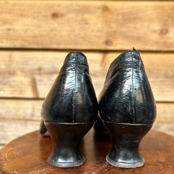 Antique Edwardian black leather shoes with black … - image 7