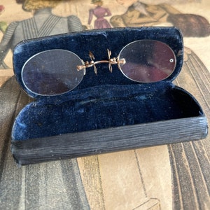 Antique Pince nez spectacles reading glasses spectacles vintage Pince nez