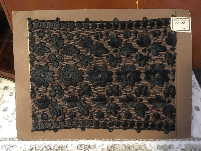 Original Antique Victorian Edwardian Black lace salesman sample card R Plauen German Ketzel /& Co.