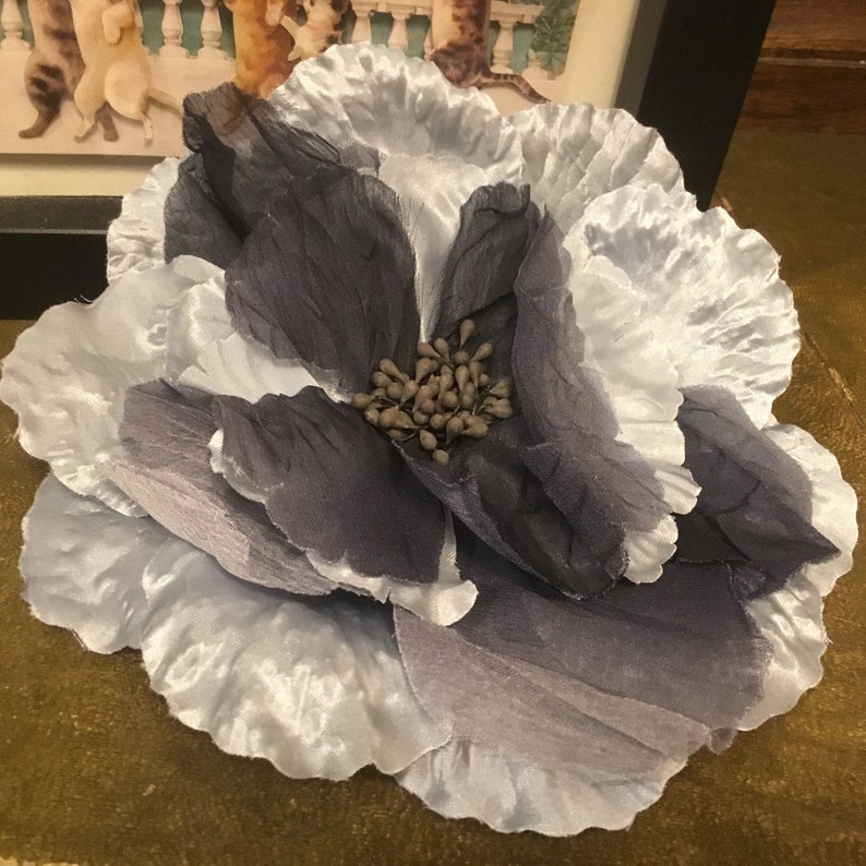 Vintage corsage flower corsage blue flower brooch image 1