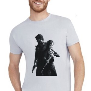 L'ultimo di noi t-shirt! Unisex o femminile! Stampa digitale, lavabile e ironable!