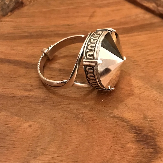 18mm Swarovski Comet Argent Light Rivoli Ring, Round Sterling Silver 925 Bezel Setting, Adjustable, Locking Ring Fit