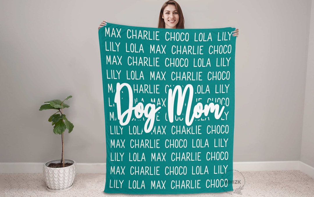 Dog Mom Gift for Dog Mom Blanket Personalized, Dog Mom With Name