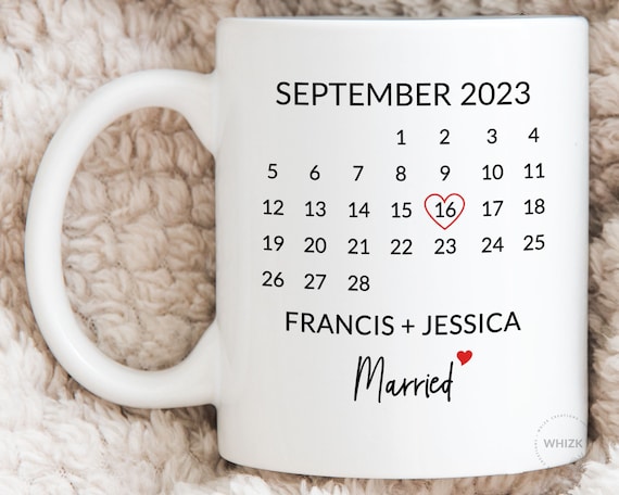 Wedding Gifts, Just Married Gifts for Newlywed Mug, Anniversary Gift for  Couple, Personalized Mr. Mrs. Coffee Mug, Bride Groom Calendar M489 