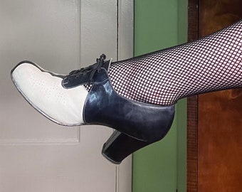 1930s navy and white spectator shoes — by “Selby” -- larger size!