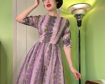 1950s grape novelty print party dress