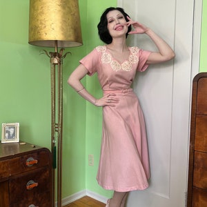 1940s / 1950s pastel pink dress - 32 waist