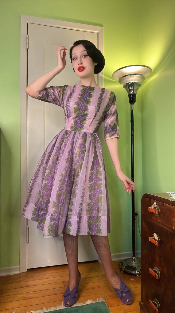 1950s grape novelty print party dress