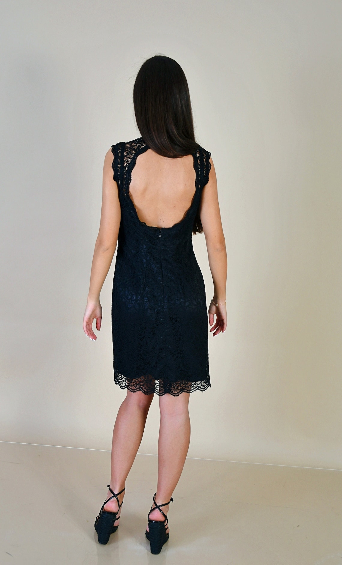 ladies black & white dresses and Dress Edit: Classy Fashion Inspo with Elegant Evening Sizes:5T Fabric Composition: 95% POLYESTER 5% ELASTANE Ankle pain perineal show