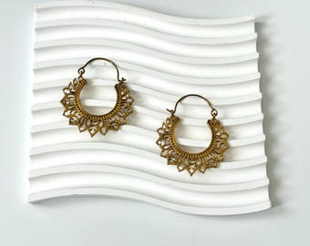 Vintage Boho Örhängen i Mässing med Statement-motiv