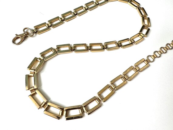 Vintage 1980s Gold Tone Rectangle Link Statement Belt Medium  display picture 2