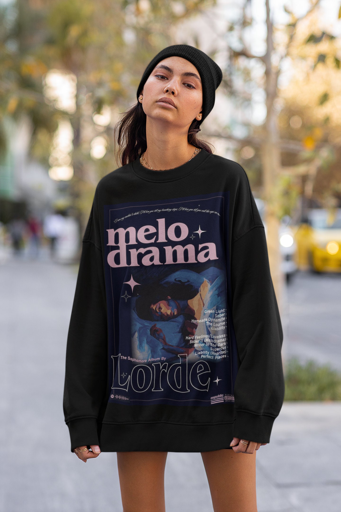 Discover Vintage Lorde Sweatshirt, Lorde merch, Lorde - Melodrama Graphic Sweatshirt