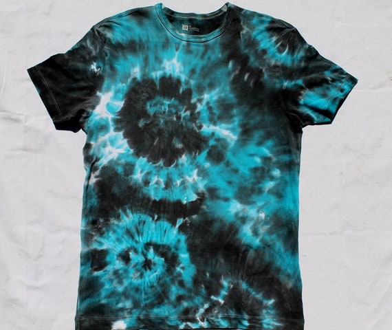 turquoise tie dye shirt