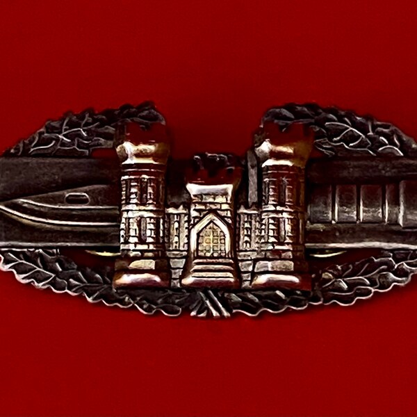 Military Medals and Insignia - Etsy