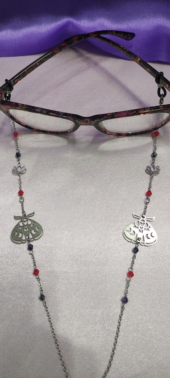 Moth Eyeglass Chain Luna Moth Eyeglass Chain in Light Pink Agate | Gemstone  main image 3