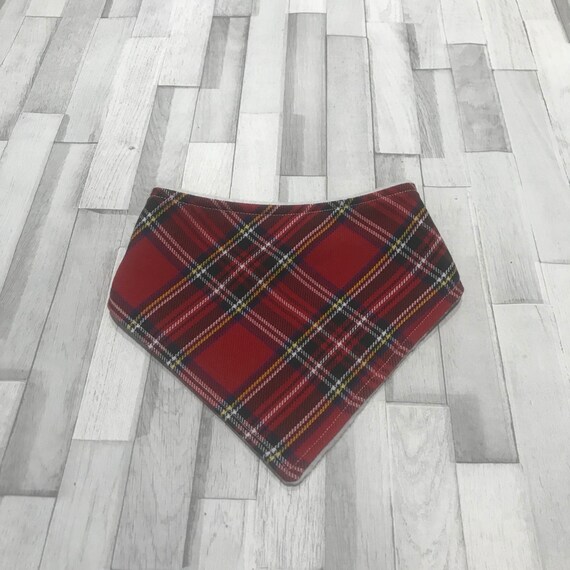 tartan bib