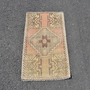 Vintage Door-Mat Rug, Faded Mini Rug, Hand-Made Rug, 2x3 Oushak Rug, Rustic Decor Rug, 2x3 Pastel Rug, Turkish Small Rug, 2x3 Antique Rug