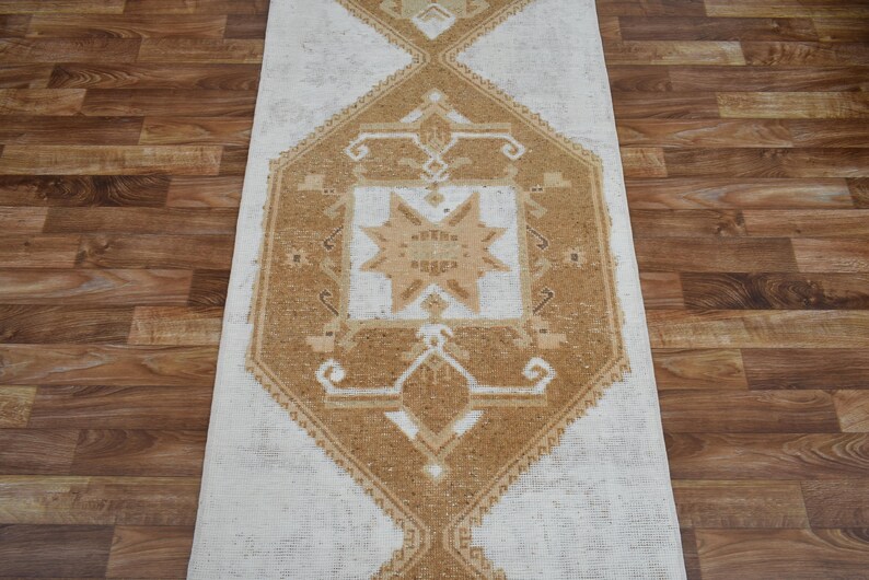 Diamond Runner Rug 3x13 Vintage Golden Tan Diamond Runner Rug, Soft Off-white Handmade ...