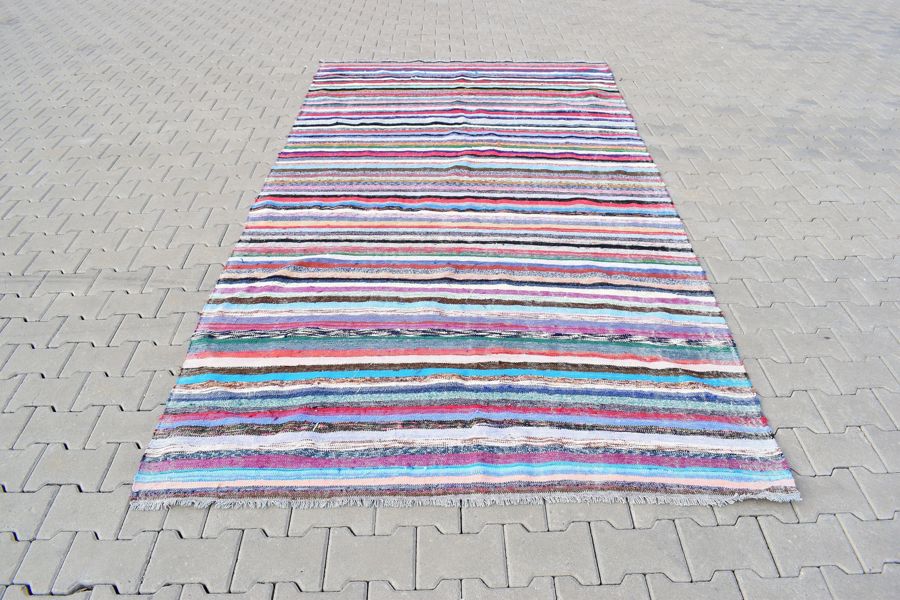 ヴィンテージトルコキリムラグ：6x11インチの手織りストライプコットン
