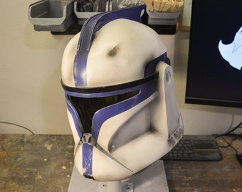 Clone Trooper Phase 1 Lieutenant Replica Helmet