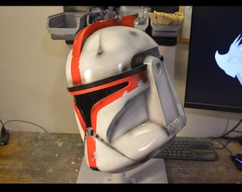 Clone Trooper Phase 1 Captain Replica Helmet