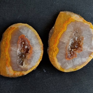 Zhanguo Warring States Red Agate Geode PAIR 259G WYSIWYG - Meditation - Healing