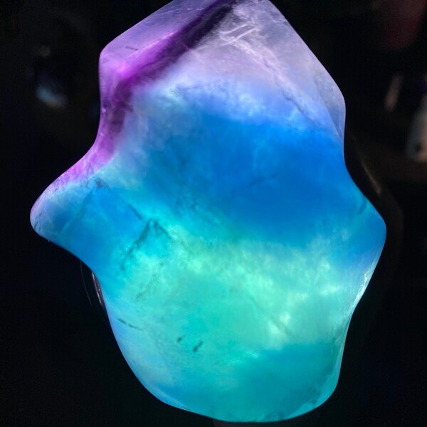 Fluorite Carved Flame / Natural Crystal Carving / Fluorite BLUE GREEN & PURPLE /Reiki - Meditation /Crystal Flame Collectables - Zen