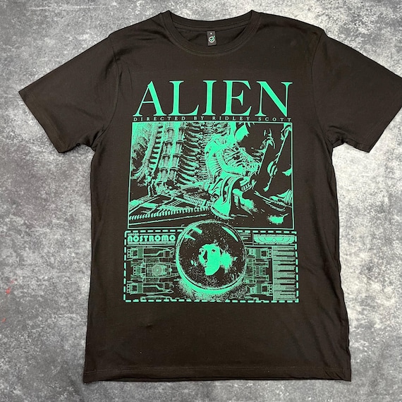 RIDLEY SCOTT'S ALIEN Sci fi / Horror film shirt