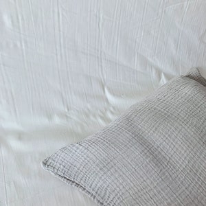 MUSLIN Organic cotton PILLOWCASE naturally dyed with plants Sauge/Sage green