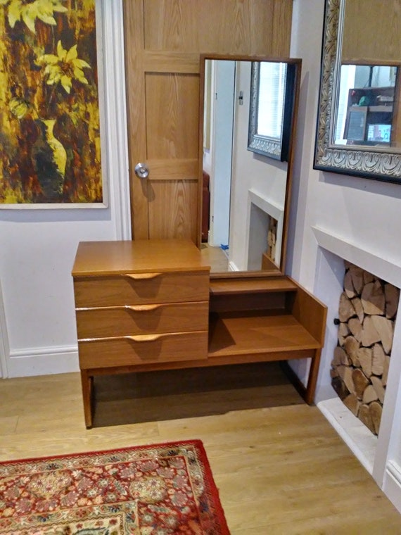 tall dressing table