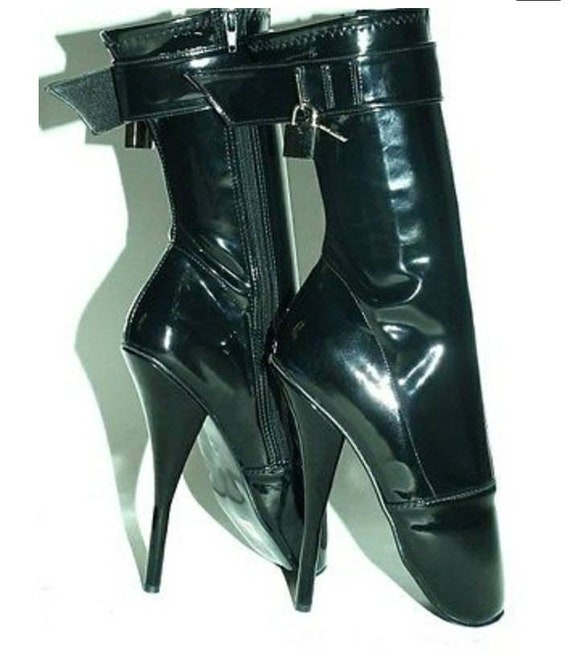 ballet boots lockable