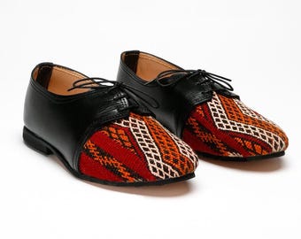 Women's Rug Oxfords 15 - One-of-a-kind Vintage Moroccan Rug Shoes - Size 7.5