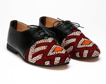 Women's Rug Oxfords 22 - One-of-a-kind Vintage Moroccan Rug Shoes - Size 8