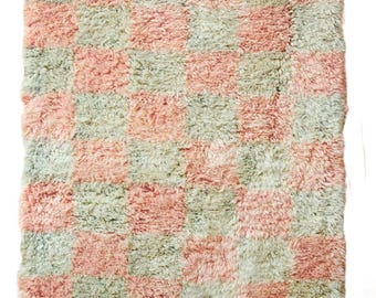 Coral & Sage Checker Beni Mini Moroccan Wool Rug - 2x3 ft