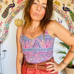 Vintage Indian 90&#39;s tank top with paisley prints