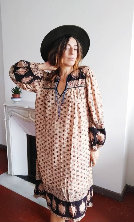 Vintage 70's indian hippie dress / hand block prin