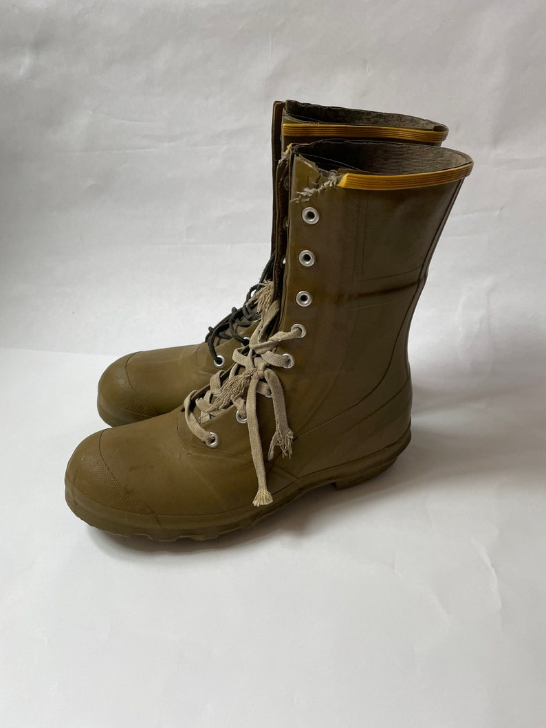 Vintage La Crosse Rubber Boots Size 9 Etsy