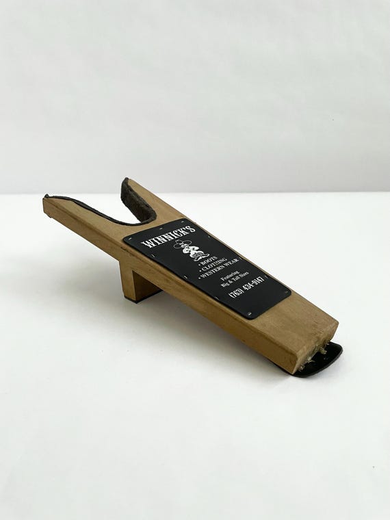 Winnick’s Store Cowboy Boot Jack - image 7