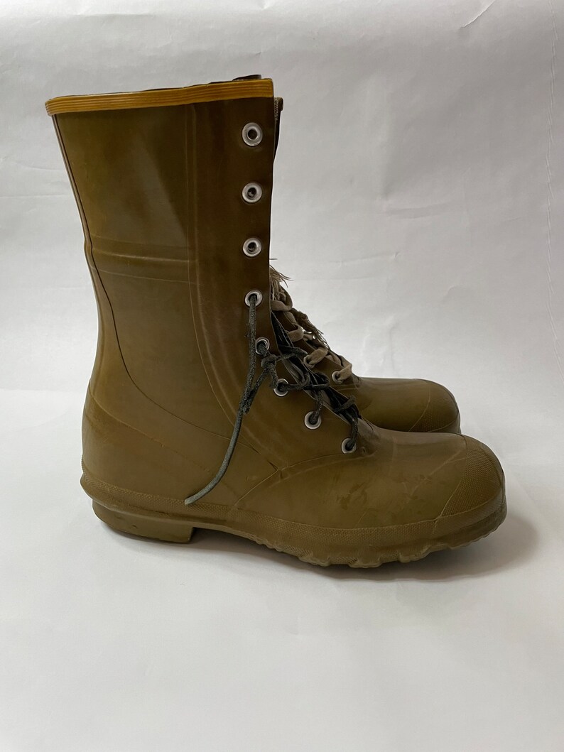 Vintage La Crosse Rubber Boots Size 9 Etsy