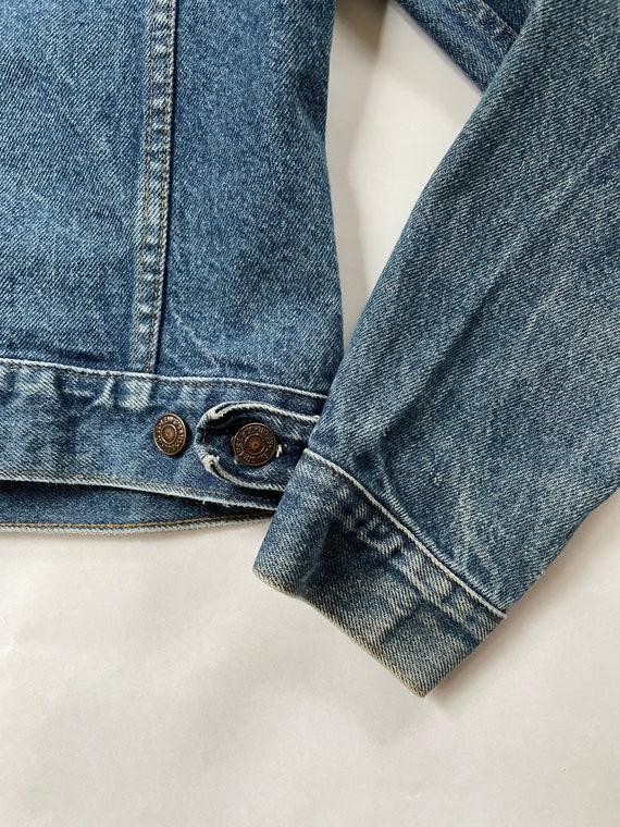 1980’s Levi’s Denim Jacket Size Small - image 7