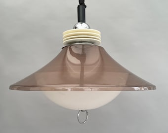 Lámpara colgante de techo italiana de los años 70 con diseño de mediados de siglo y subida y bajada.