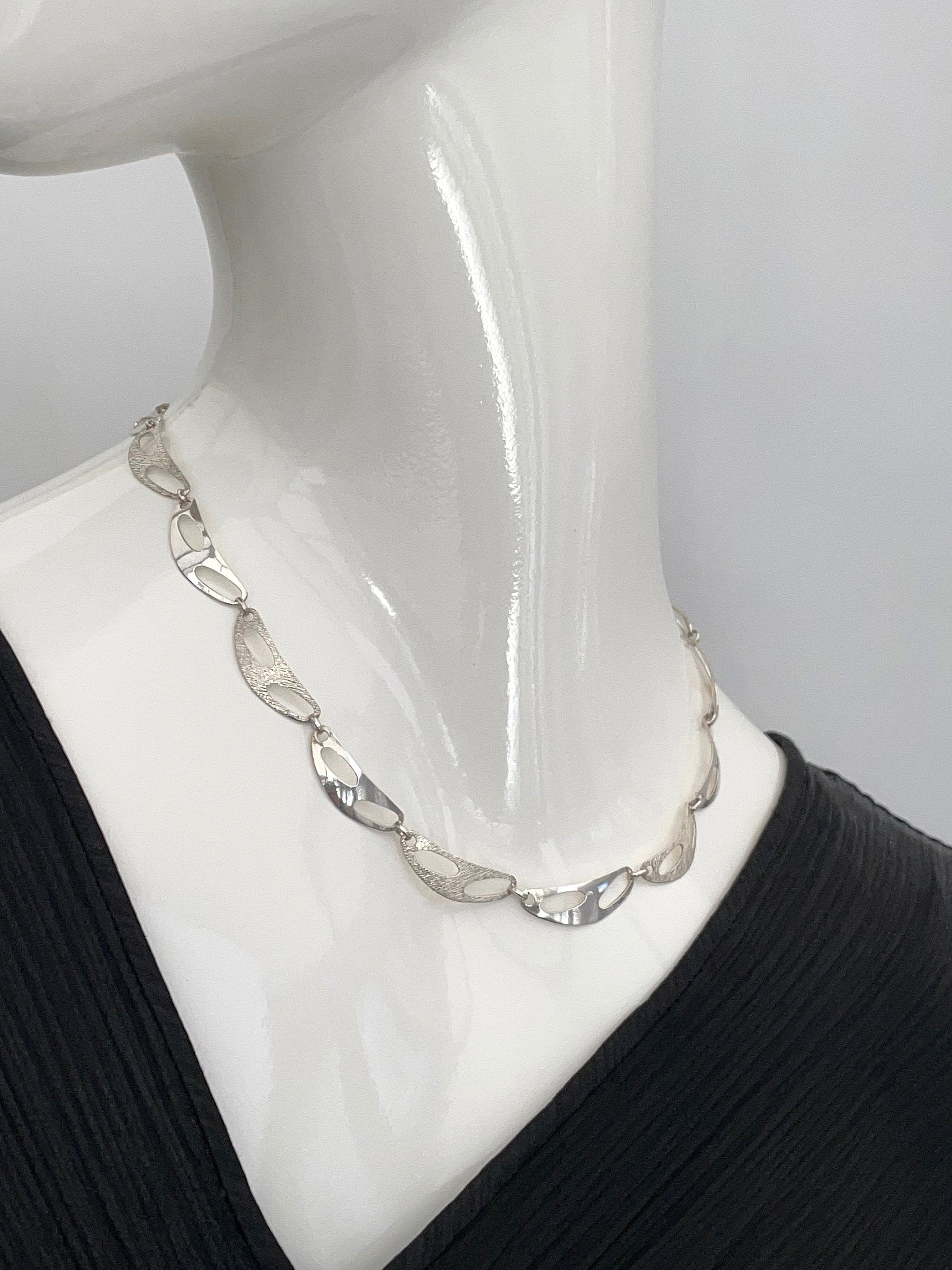 Vintage Silver Modernist Necklace - Etsy UK