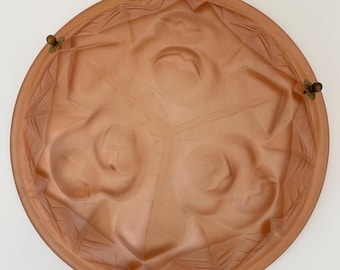 Plafonnier Degue de cristal rosa francés, estilo Art Déco de la década de 1920, pantalla de lámpara antigua.