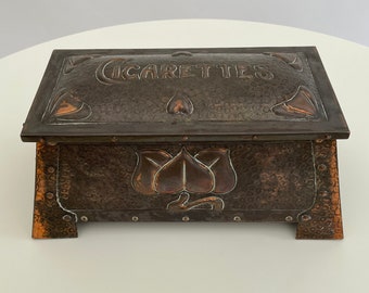 Arts and Crafts Movement antique copper box casket